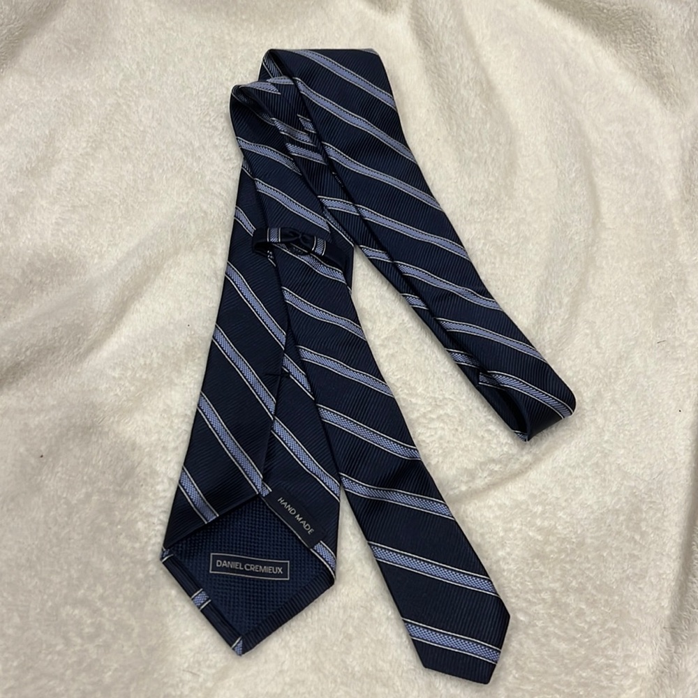 Daniel‎ Cremieux silk tie